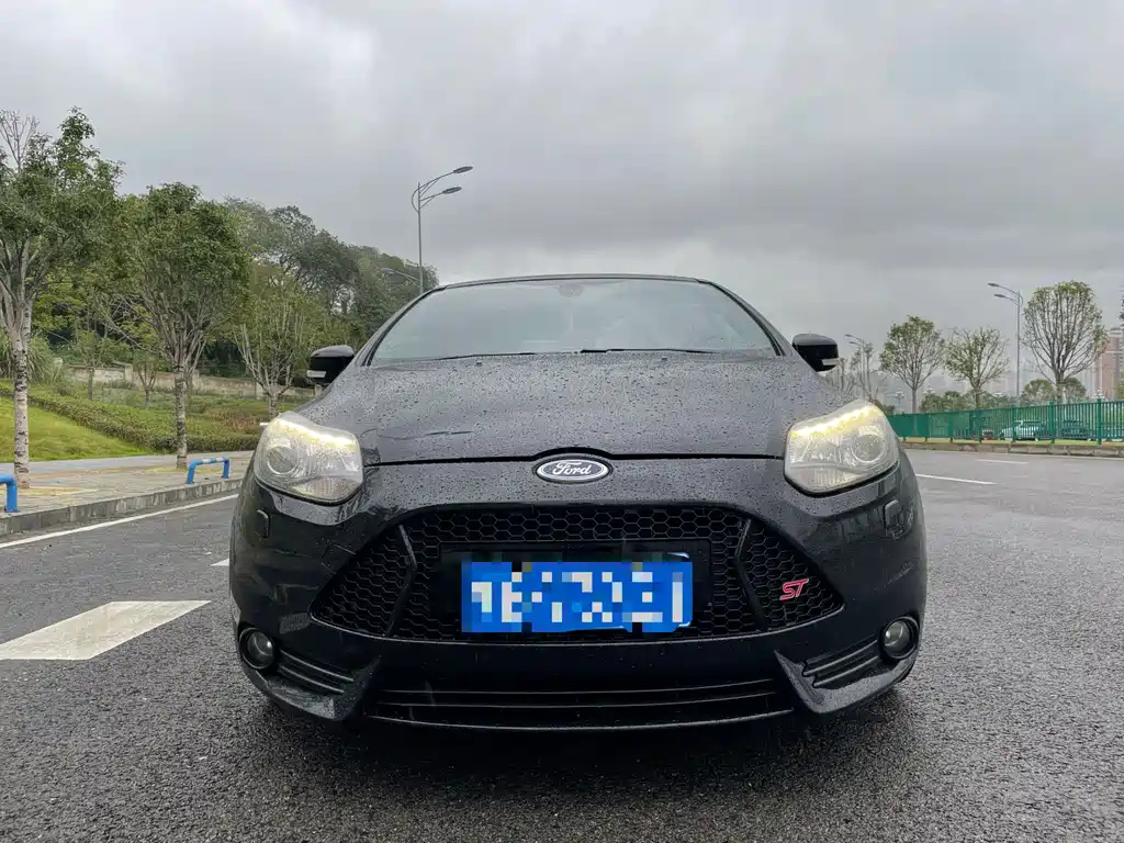 FORD FOCUS IMPORT 2014