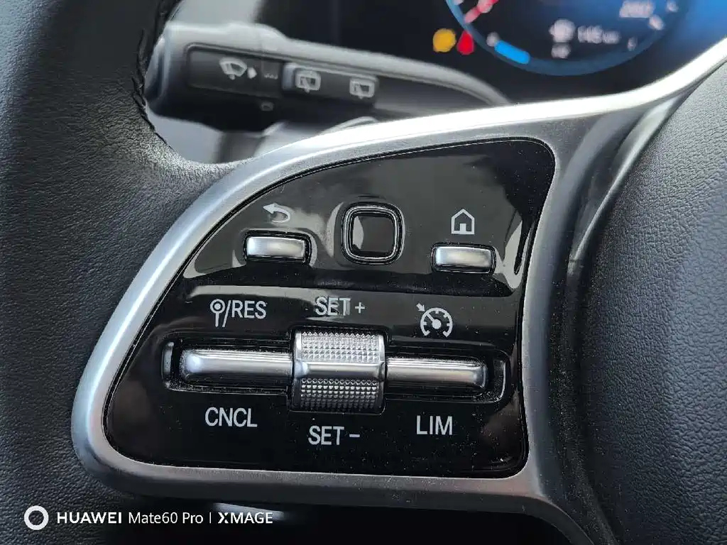 MERCEDES BENZ GLB 2022