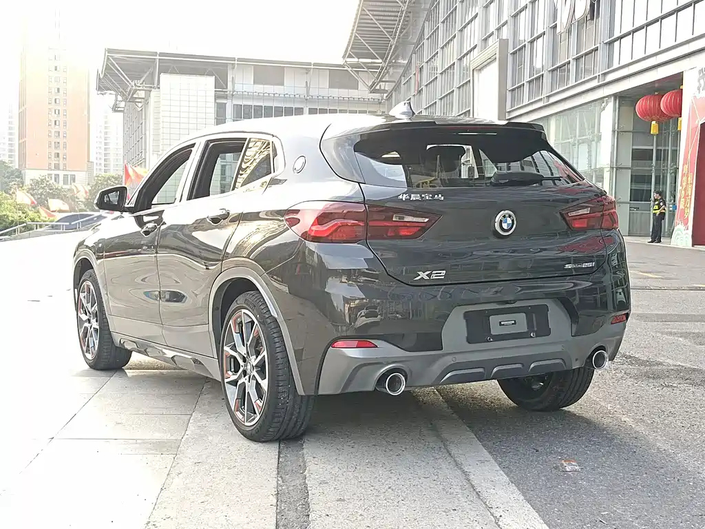BMW X2 2021