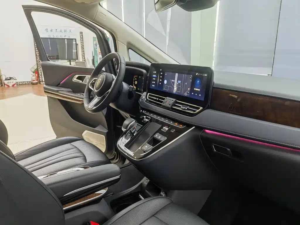 HONGQI HQ9 2023