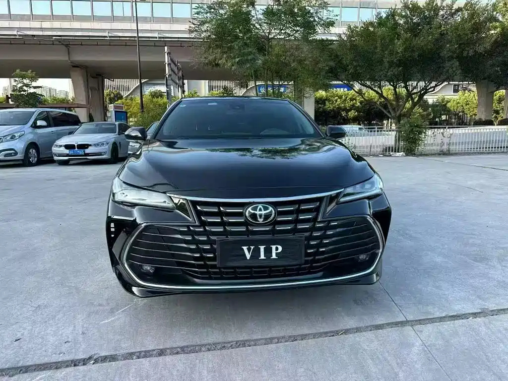 TOYOTA AVALON 2023