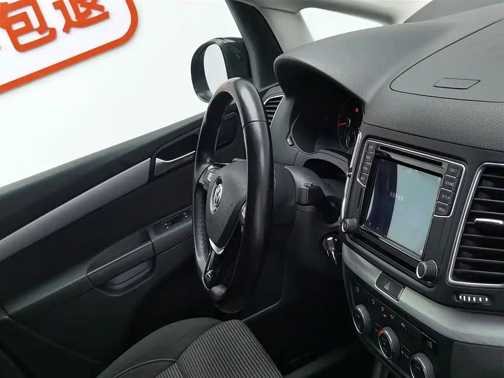 VOLKSWAGEN SHARAN 2016