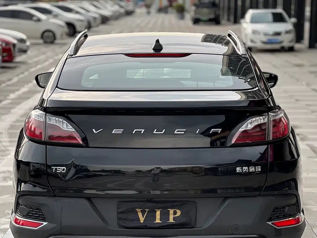 VENUCIA T90 2017