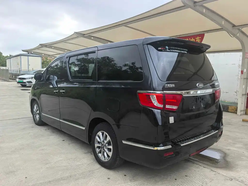 JAC REFINE M6 2018
