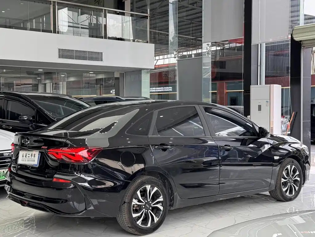 CHEVROLET CRUZE 2022