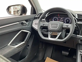 AUDI Q3  2021 YEAR 35 TFSI FASHION DYNAMIC 2021