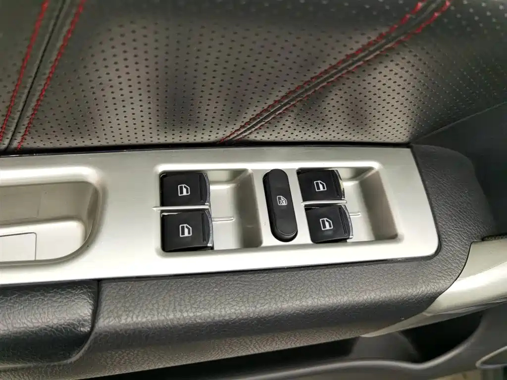 HAVAL H6 2015