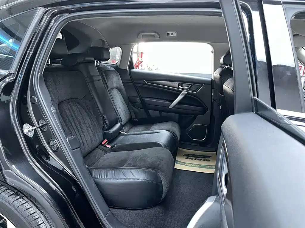 HONDA AVANCIER 2017