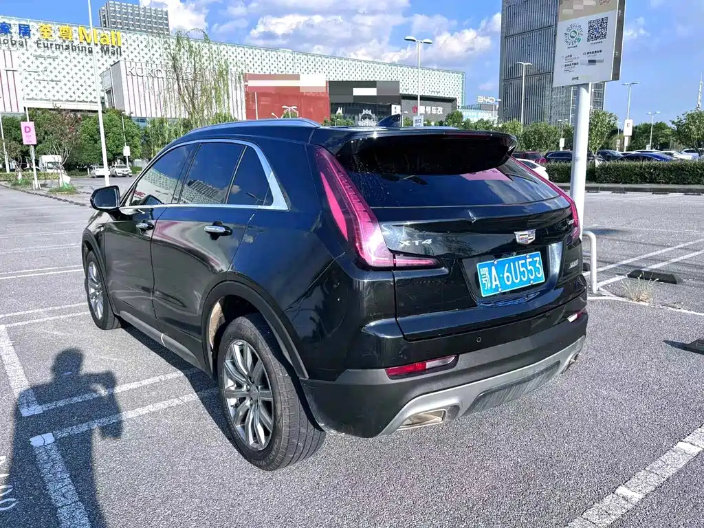 CADILLAC XT4 2019