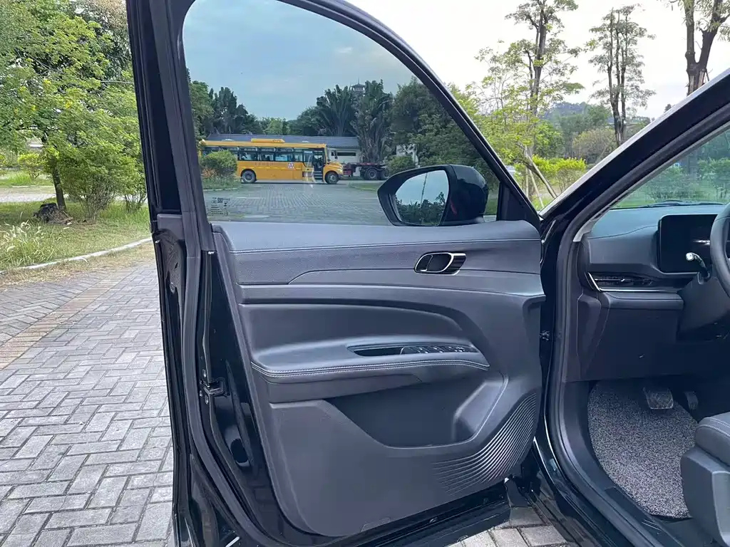 FORD EQUATOR SPORT 2024