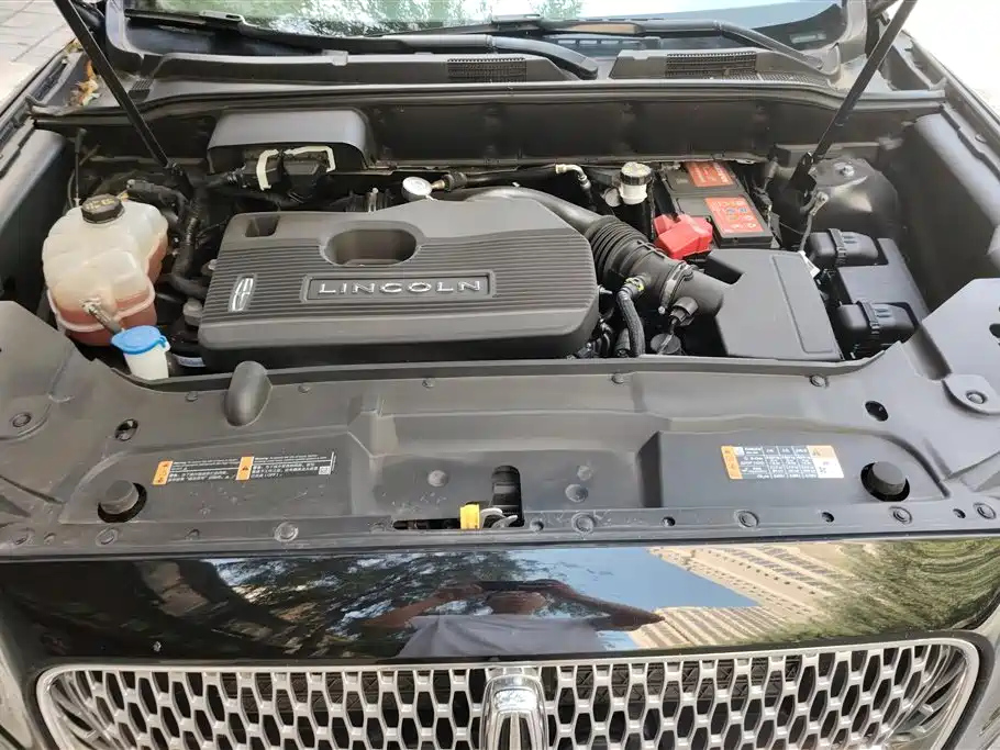 LINCOLN NAVIGATOR IMPORT 2019