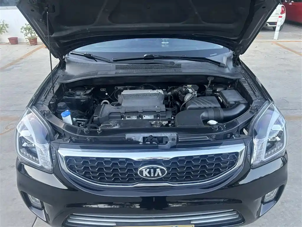 KIA SPORTAGE 2013