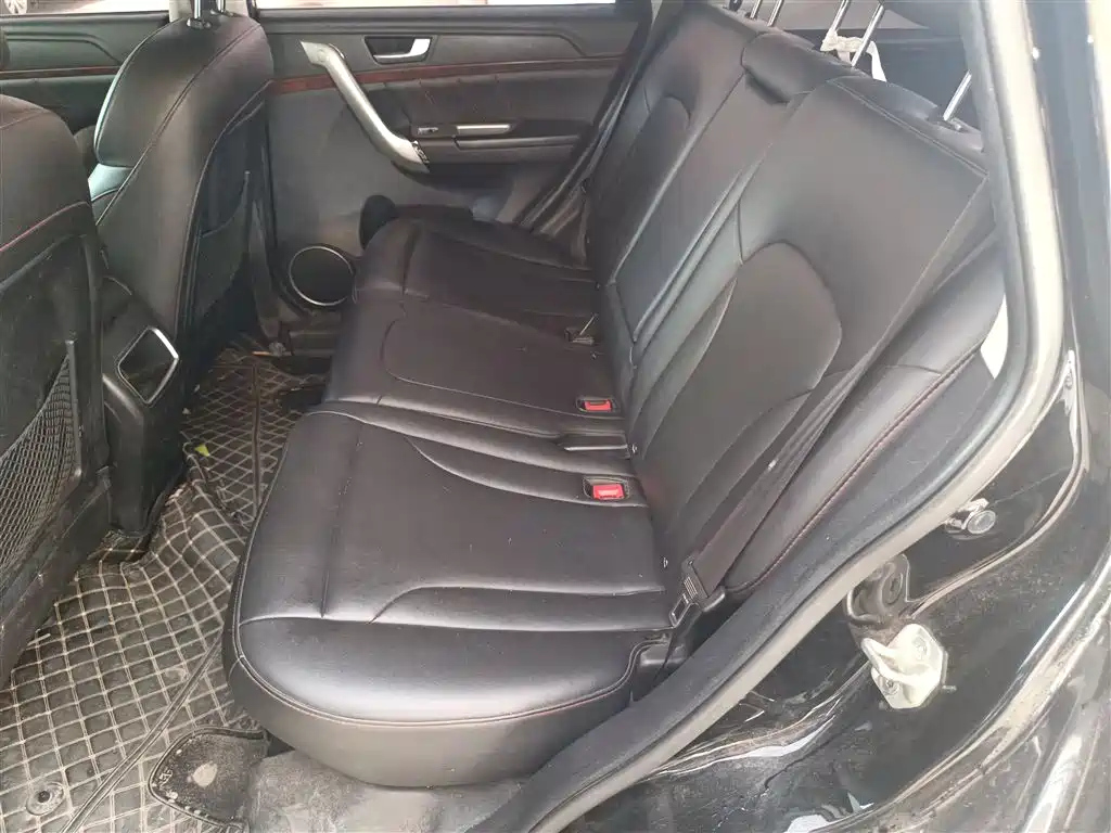 HAVAL H6 2015