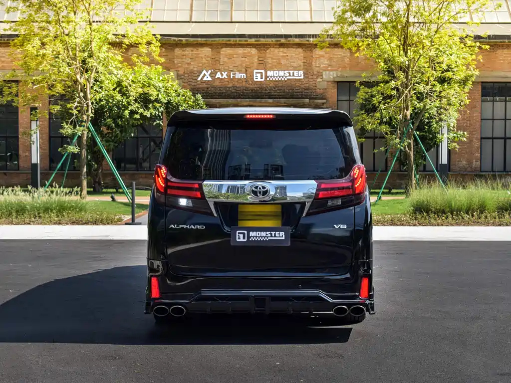 TOYOTA ALPHARD 2018