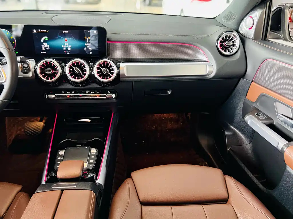 MERCEDES BENZ GLB 2022
