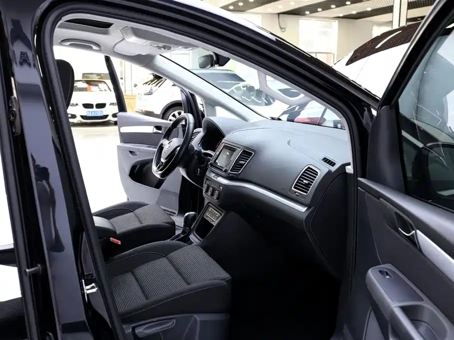 VOLKSWAGEN SHARAN 2018