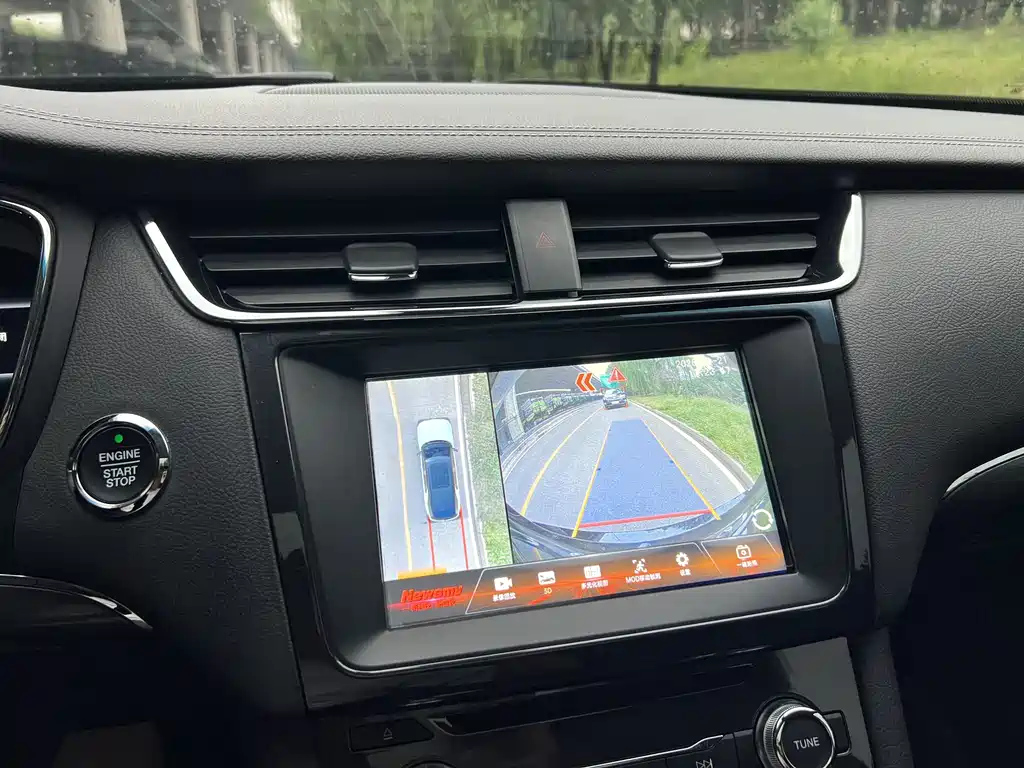 FORD TAURUS 2017