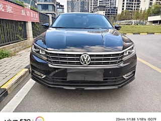 VOLKSWAGEN PASSAT 2017