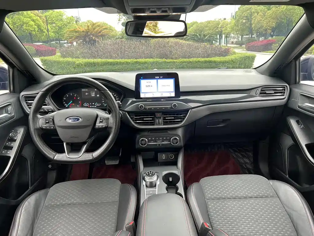 FORD FOCUS 2020