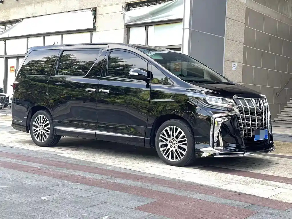 TOYOTA ALPHARD 2012