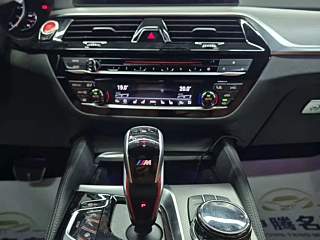 BMW M5 2018 YEAR M5 2018