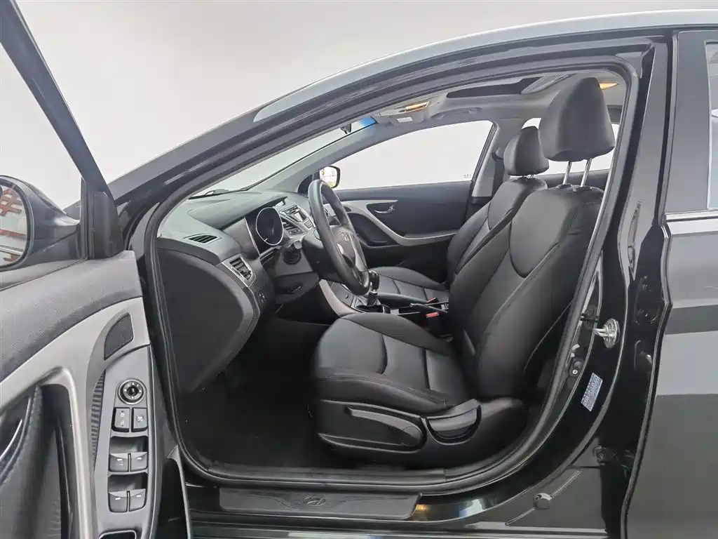 HYUNDAI ELANTRA 2014