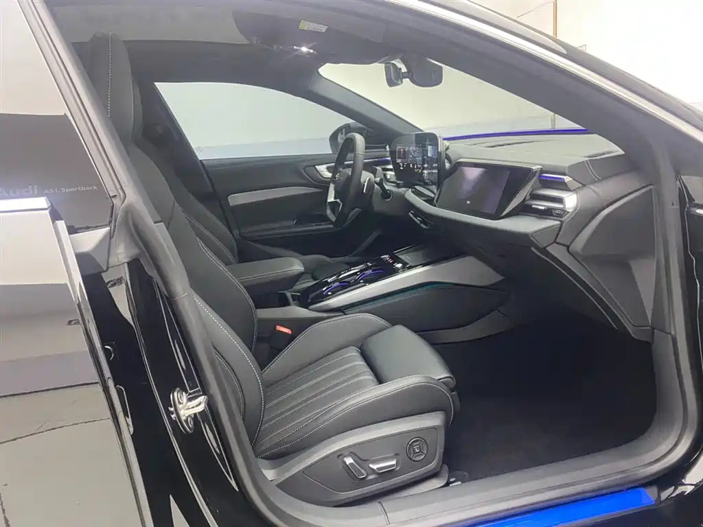 AUDI A5L SPORTBACK 2025