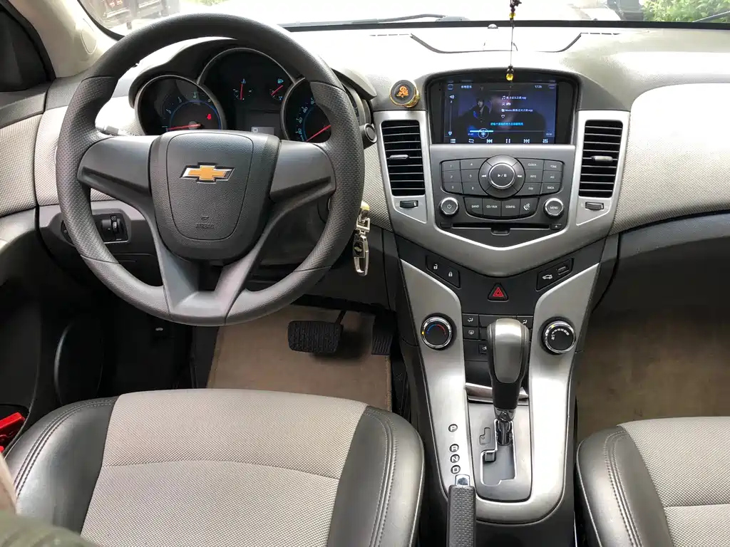 CHEVROLET CRUZE 2013