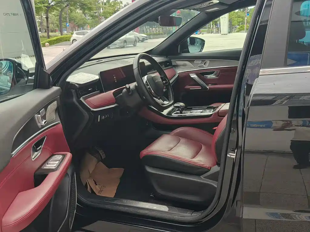 JETOUR X70 PLUS 2021