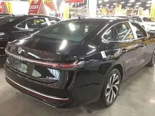 Заказать VOLKSWAGEN PASSAT