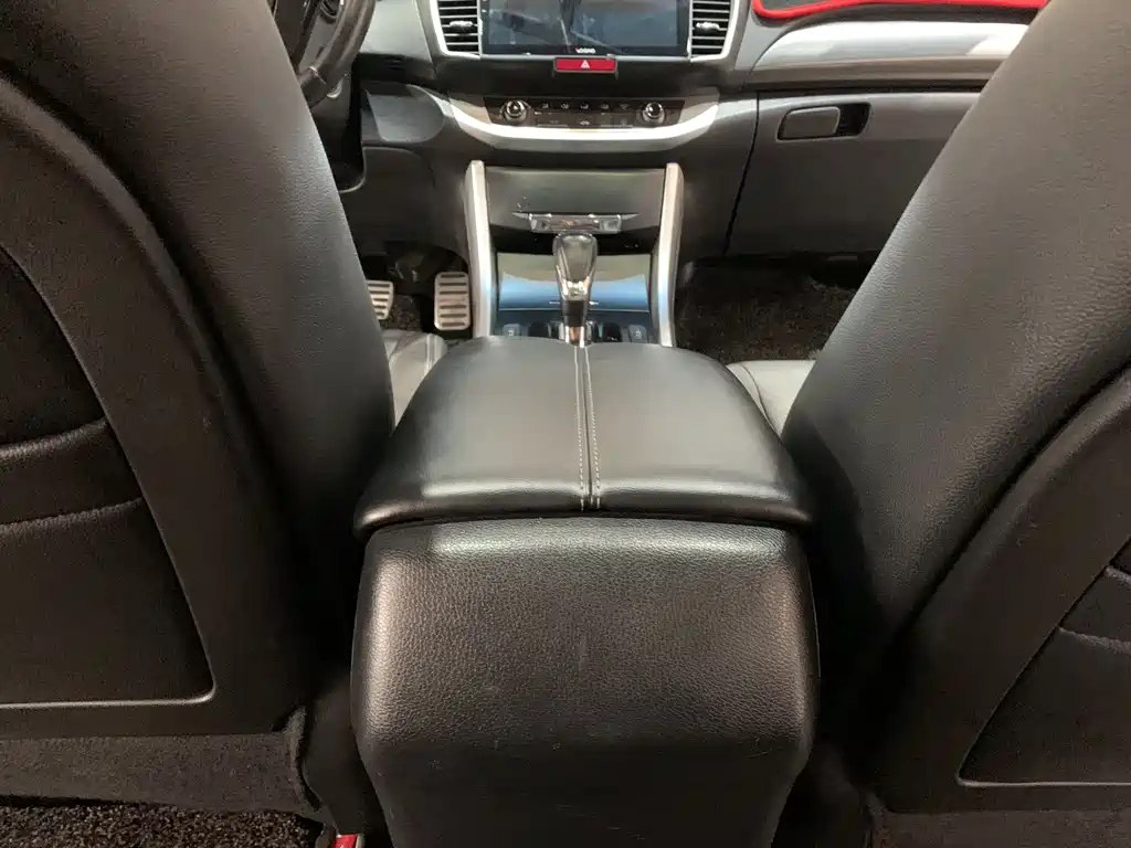 HONDA ACCORD 2015