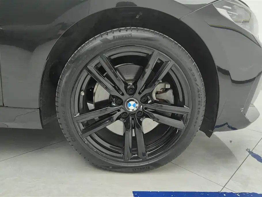 BMW 1-SERIES 2021
