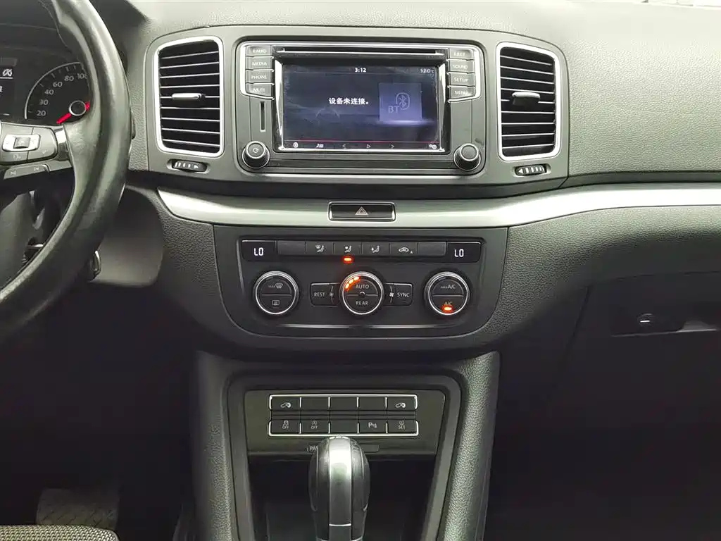 VOLKSWAGEN SHARAN 2016