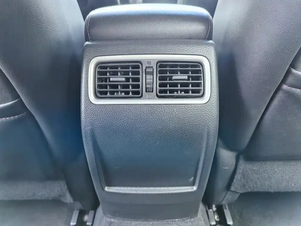 NISSAN TEANA 2018