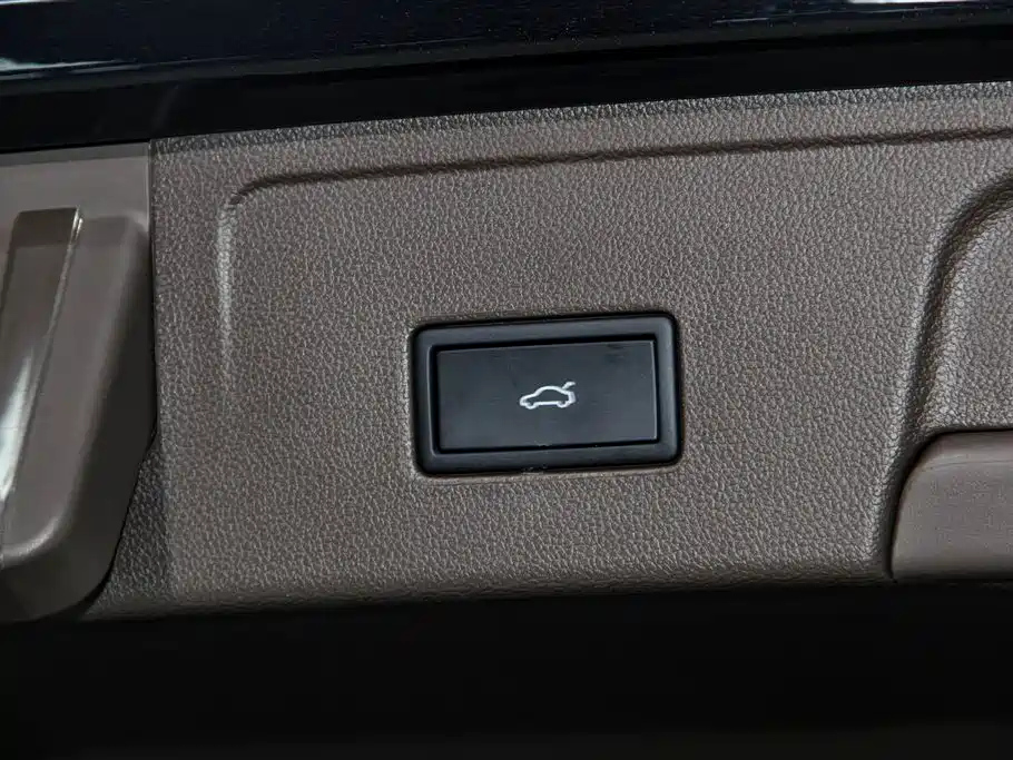 VOLKSWAGEN VILORAN 2025