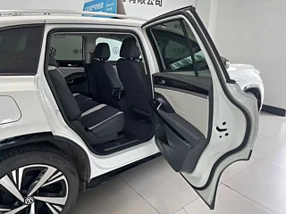 VOLKSWAGEN ID.6 CROZZ  2024 YEAR FACELIFT PRO 2024