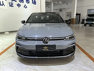 VOLKSWAGEN GOLF  2021