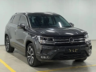 VOLKSWAGEN THARU 2022