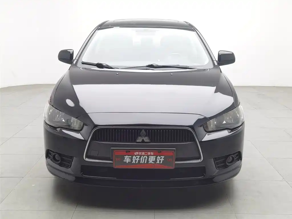 MITSUBISHI LANCER EX 2013