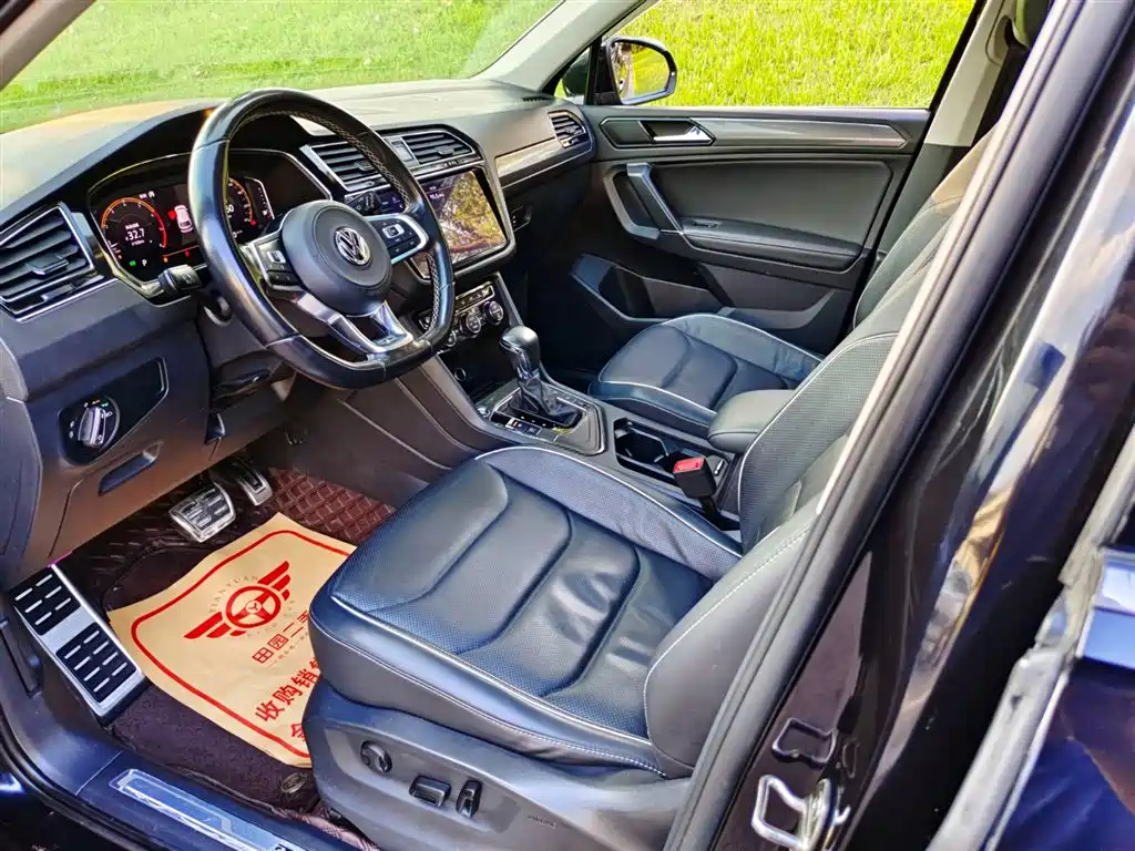 VOLKSWAGEN TIGUAN L 2019