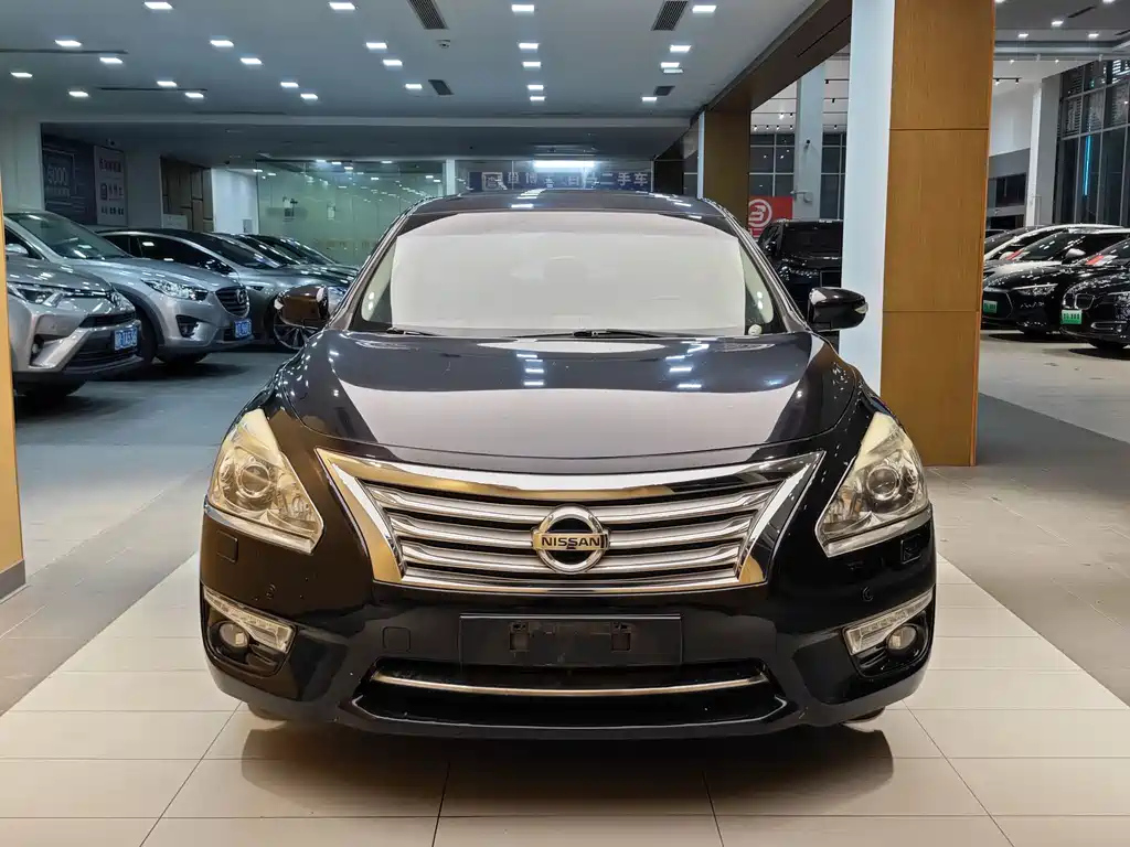 NISSAN TEANA 2013