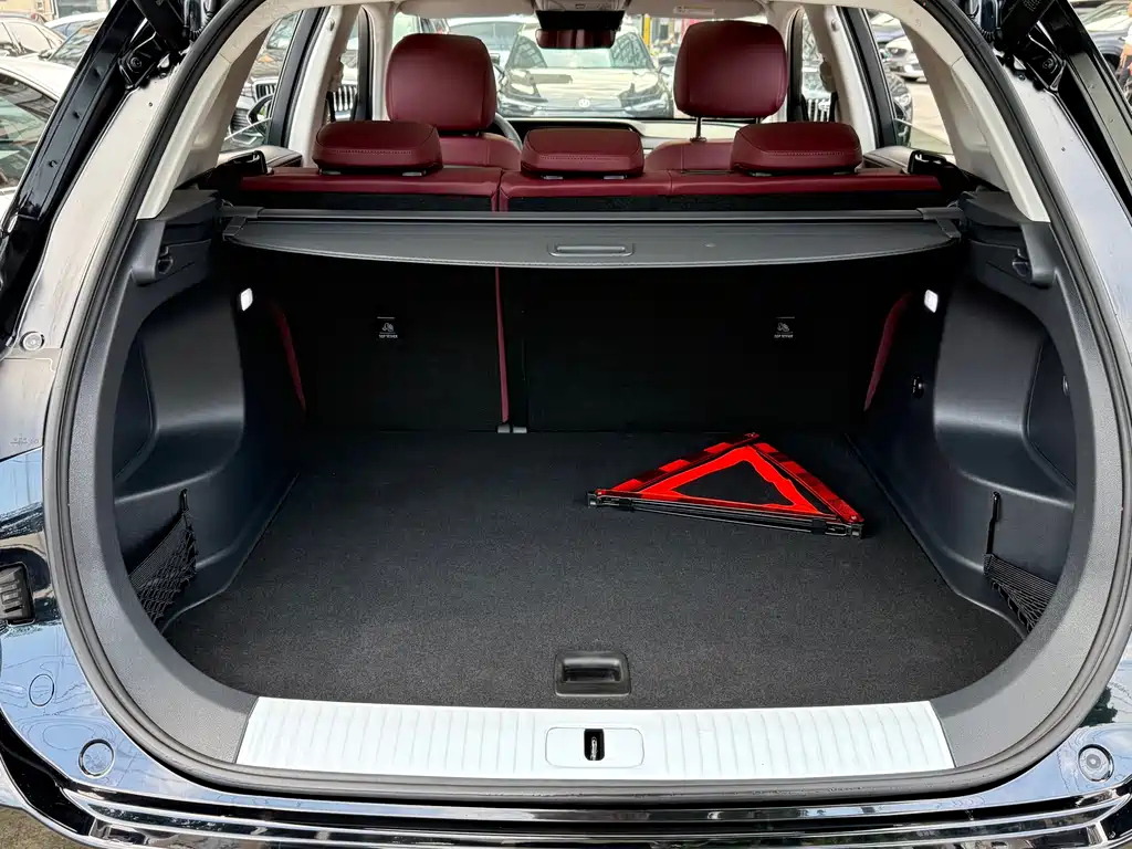 HONGQI HS5 2025