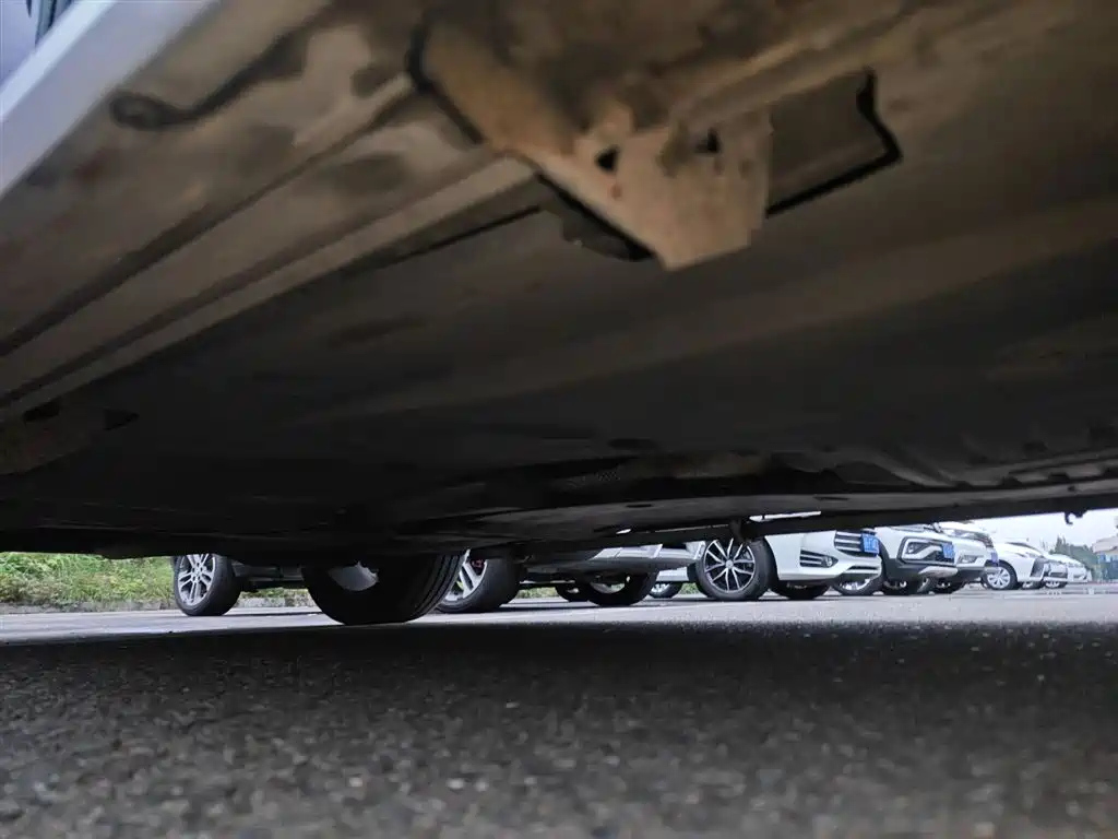 VOLKSWAGEN TAYRON 2022