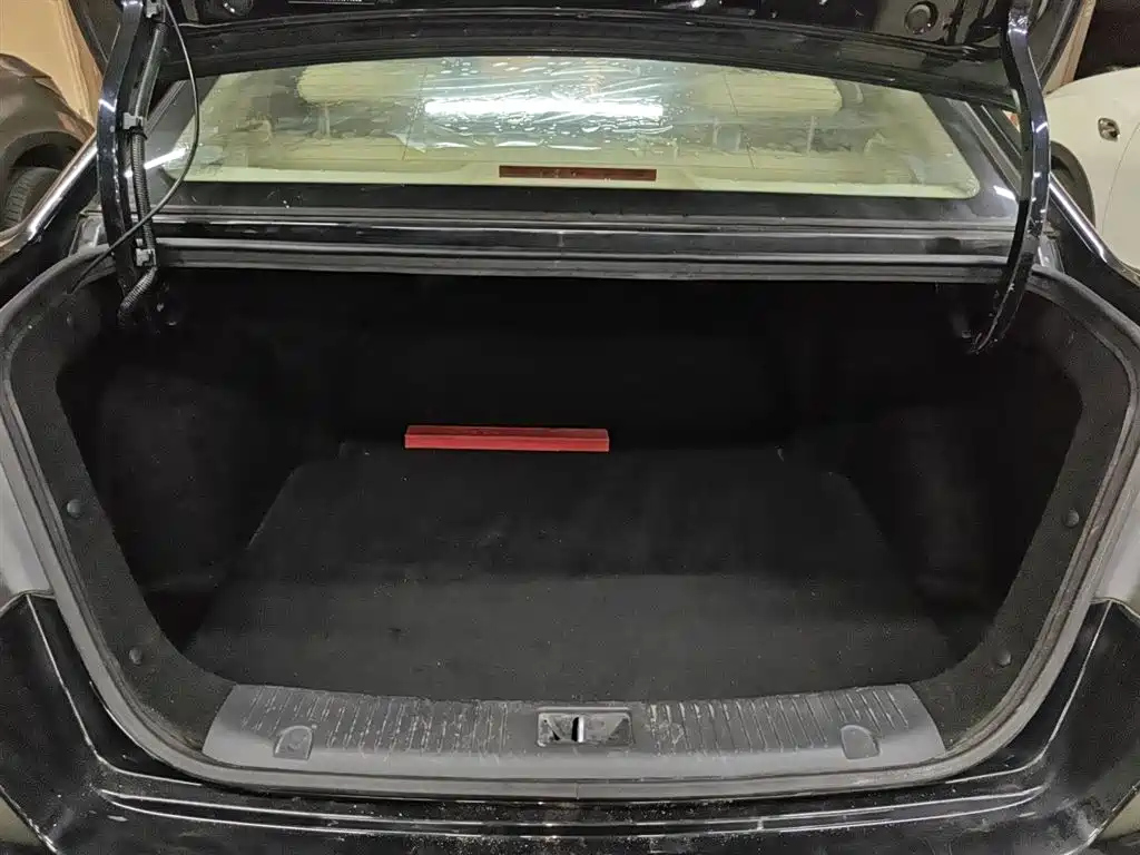 CHANGAN EADO 2016