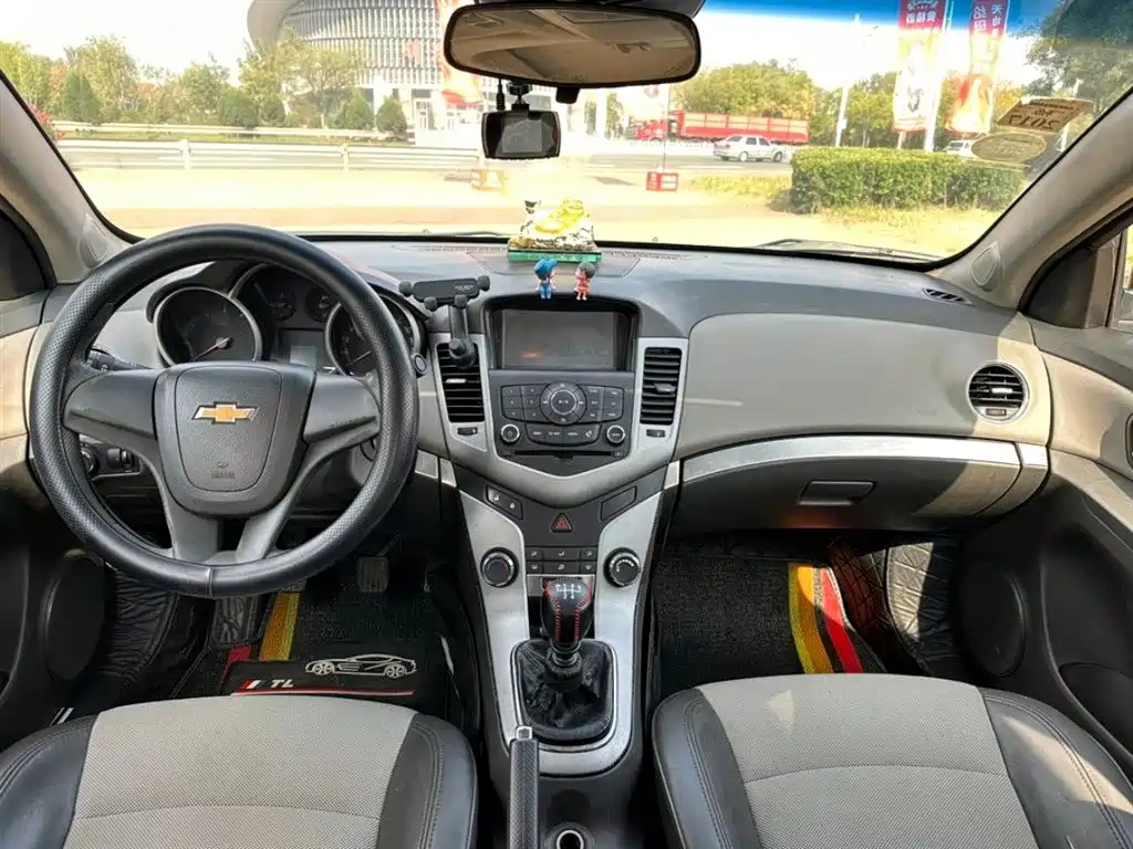 CHEVROLET CRUZE 2013