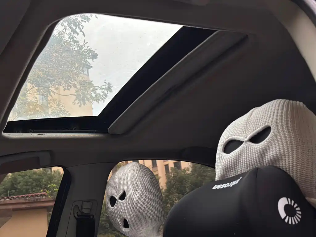 MITSUBISHI LANCER EX 2012