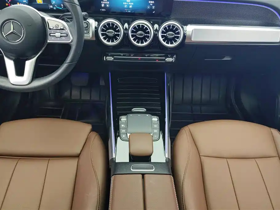 MERCEDES BENZ GLB 2022