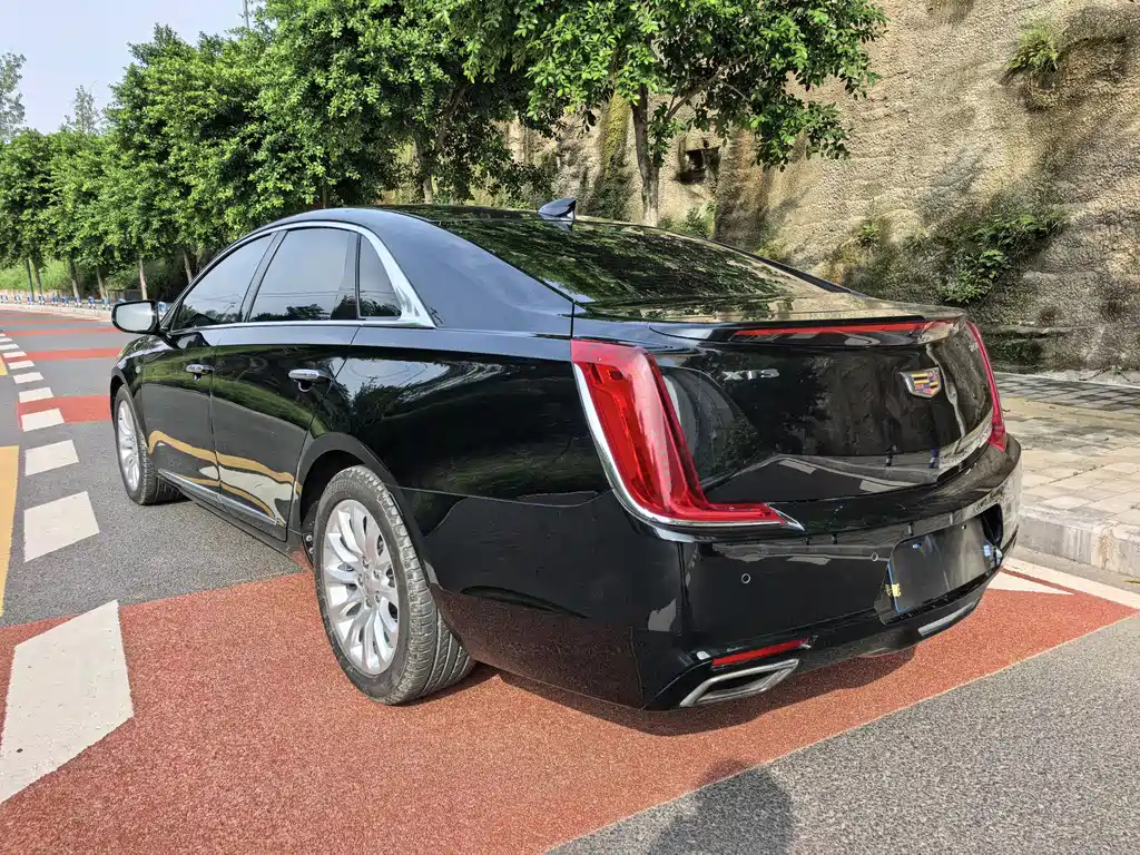 CADILLAC XTS 2018