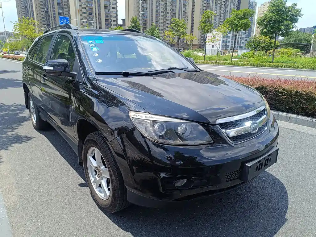 BYD S6 2014