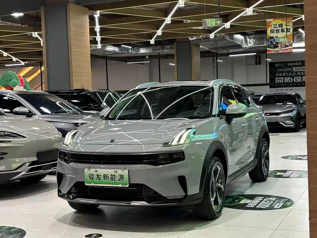 LYNK CO 06 NEW ENERGY 2022